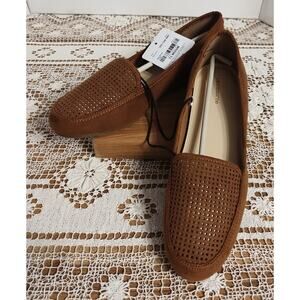 NWT Liz Claiborne Towne Round Toe Flat Loafers Size 7.5 M Cognac Faux Suede